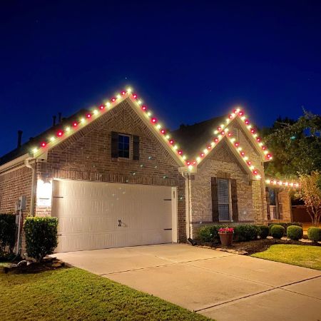 Professional full service christmas light installation in katy texas